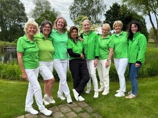 Teamfoto der AK 65 Damen