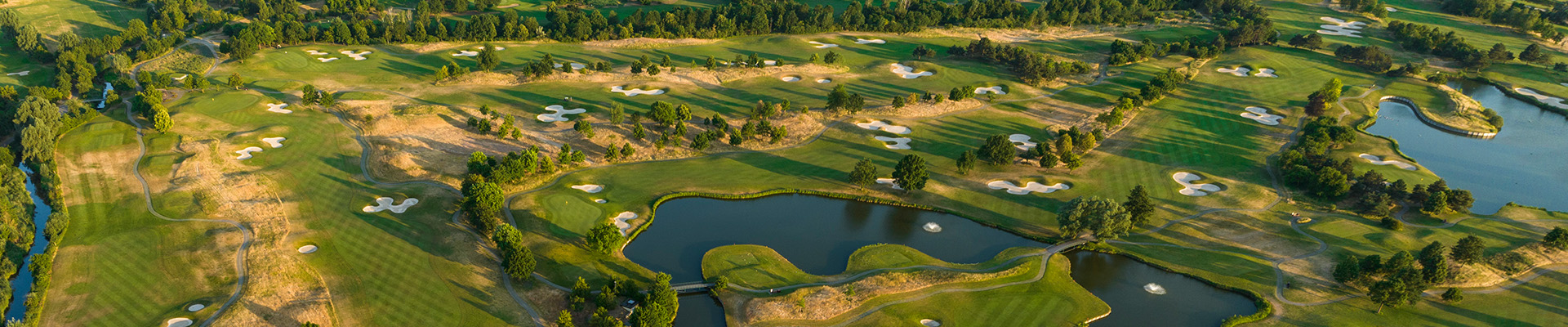 Luftaufnahme von Golfanlage